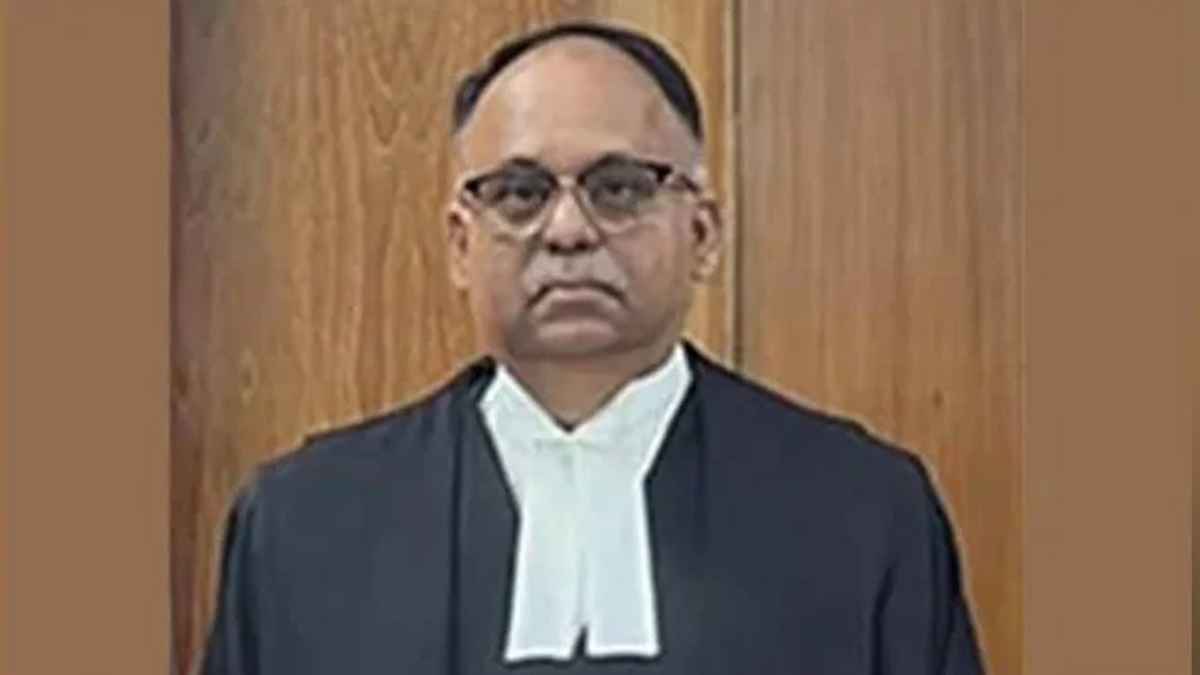 ভারপ্রাপ্ত প্রধান বিচারপতি আশফাকুল ইসলাম